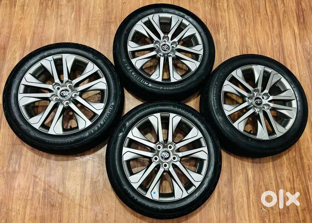 18inch Toyota Hycross Zx OEM Alloys with Tyres set of 4 - Spare