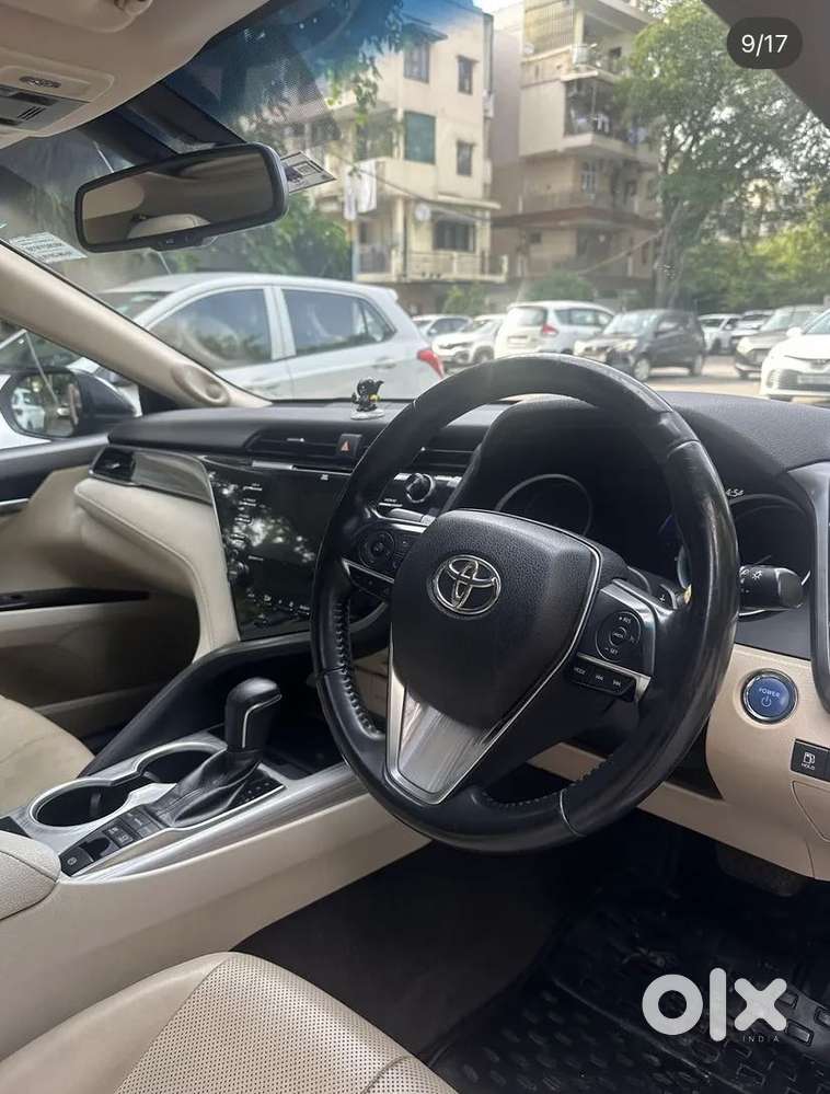 Toyota Camry Hybrid, 2019, Petrol