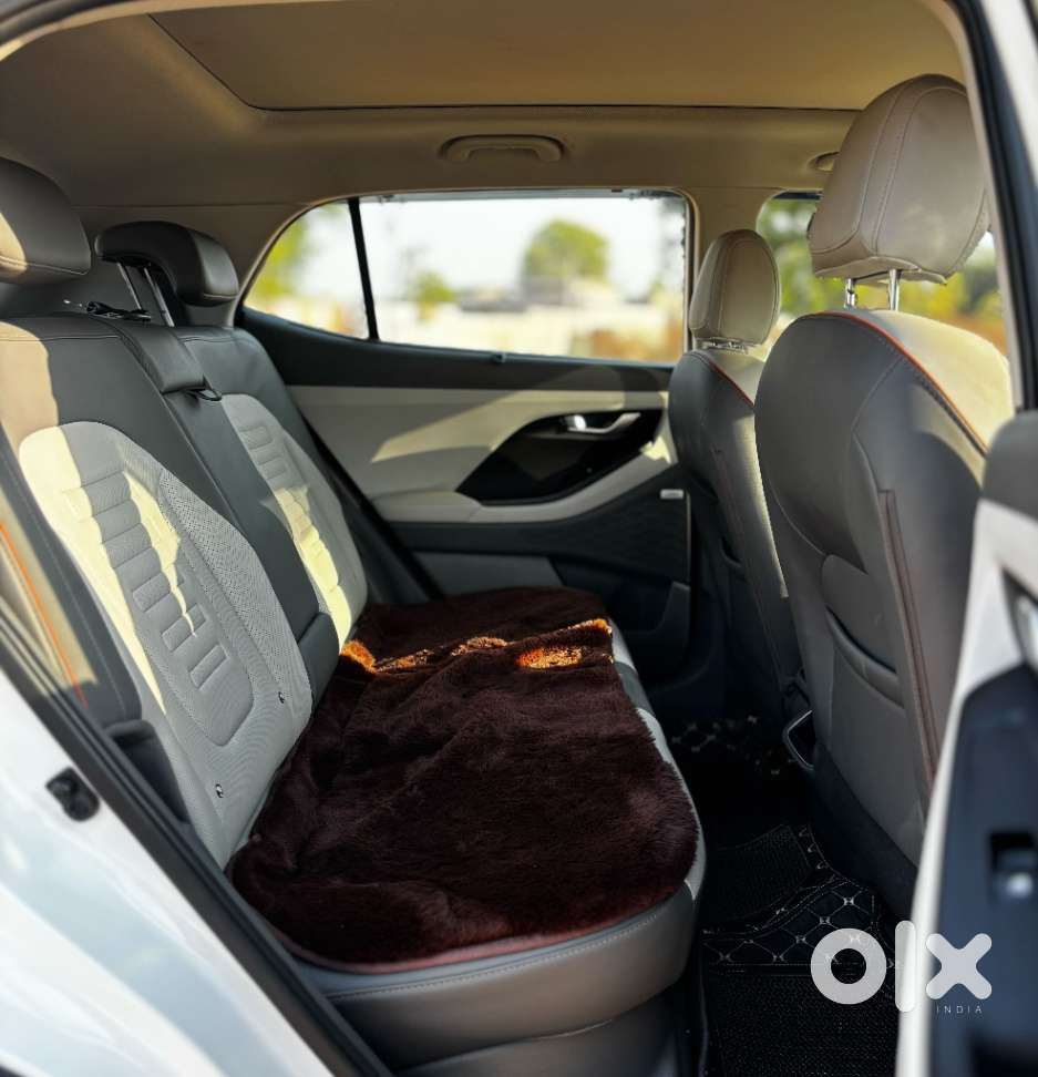 Hyundai Creta 1.5 Sx (o) Ivt Petrol, 2025, Petrol