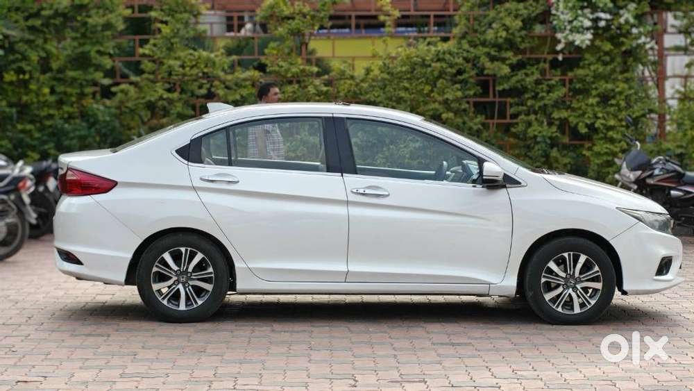 Skoda Superb L&k 2.0 Tdi At, 2018, Diesel