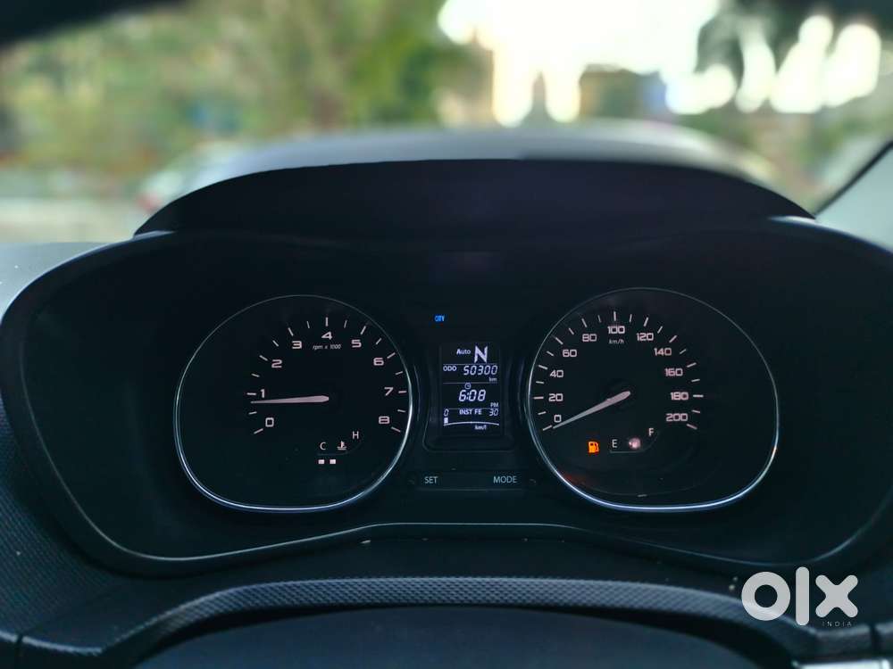 Tata Nexon 1.2 Revotron Xza Plus Dualtone, 2018, Petrol