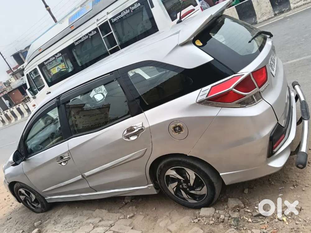 Honda Mobilio 2015 Diesel 80000 Km Driven