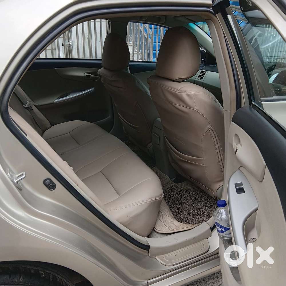 Toyota Corolla Altis 1.8 J, 2013, Petrol