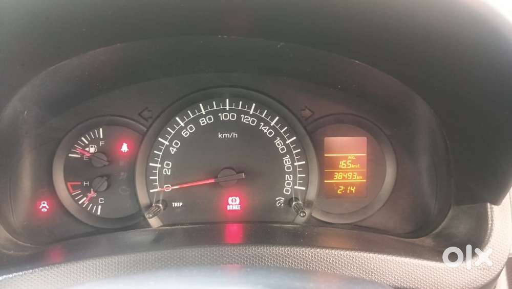 Maruti Suzuki Swift Lxi Optional-o, 2017, Petrol