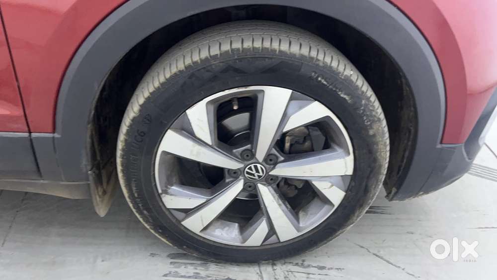 Volkswagen Taigun Topline 1.0 Tsi At (electric Seats), 2022, Petrol