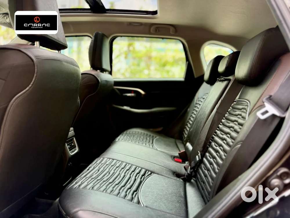 Maruti Suzuki Grand Vitara 1.5 Zeta Plus Intelligent Hybrid Ecvt, 20..