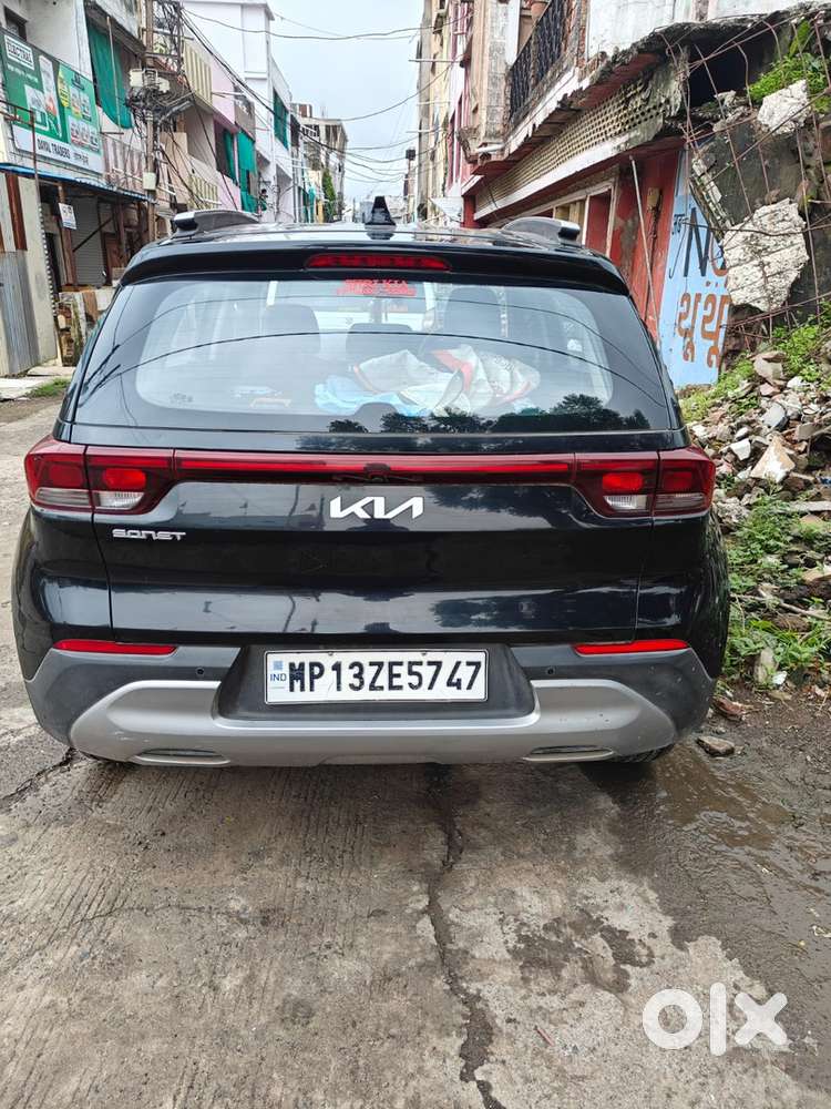 Kia Sonet 2023 Petrol 12600 Km Driven
