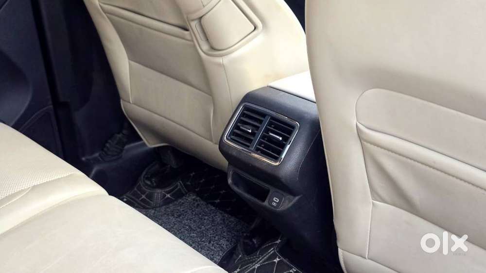 Mahindra Xuv700 2.2 Ax 7 Diesel Mt Luxury Pack Str, 2024, Diesel