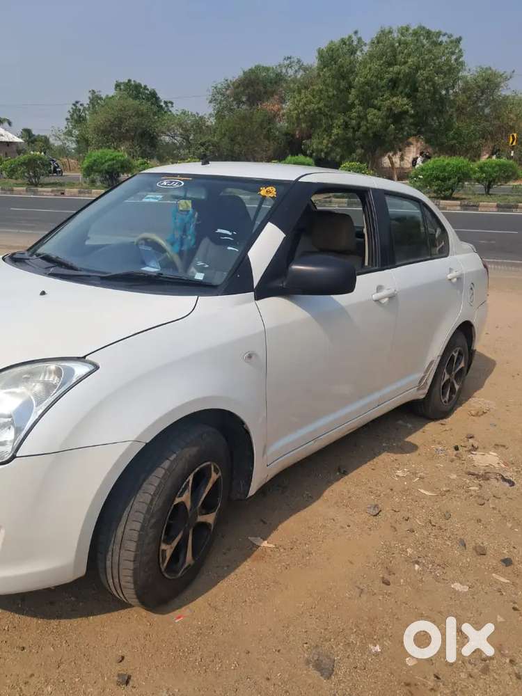 Maruthi Suzuki Swift Dzire (2010)