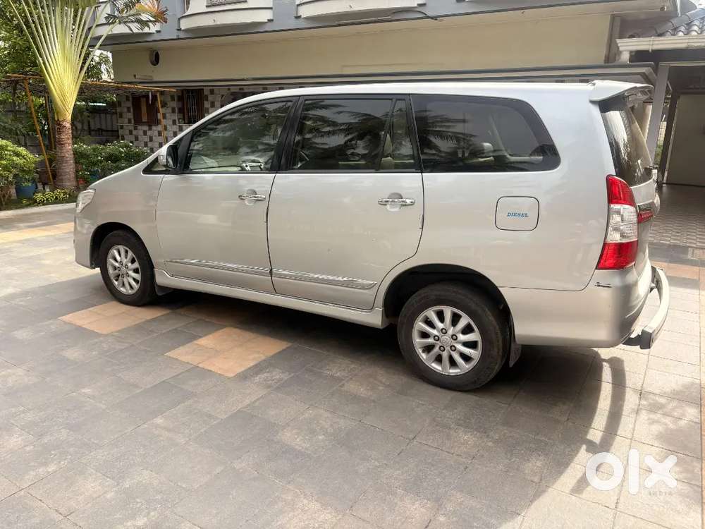 Toyota Innova 2014 Diesel Well Maintained