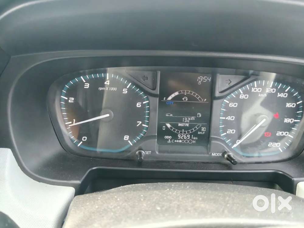 Tata Punch Pure, 2022, Petrol