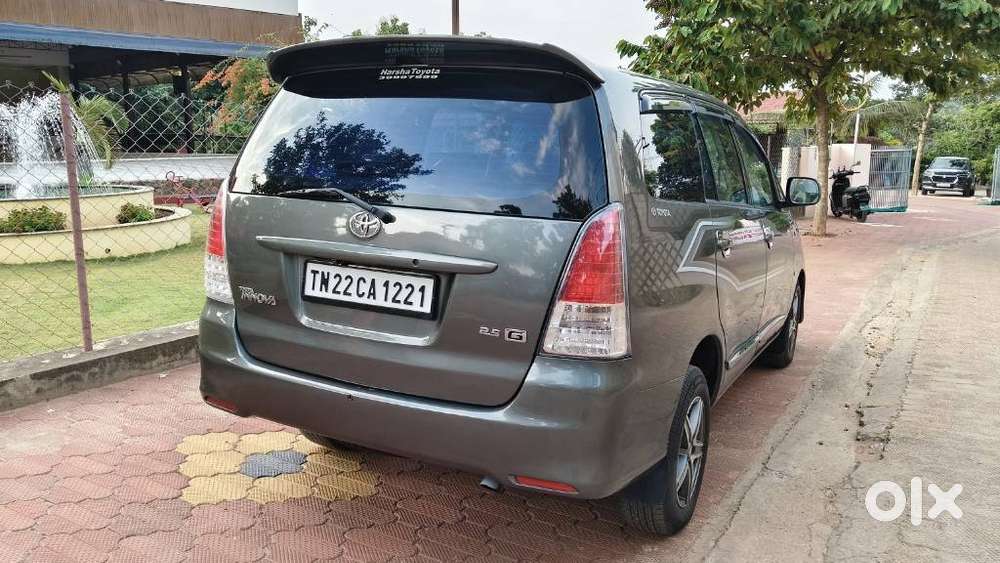 Toyota Innova 2.5 G (diesel) 7 Seater, 2011, Diesel