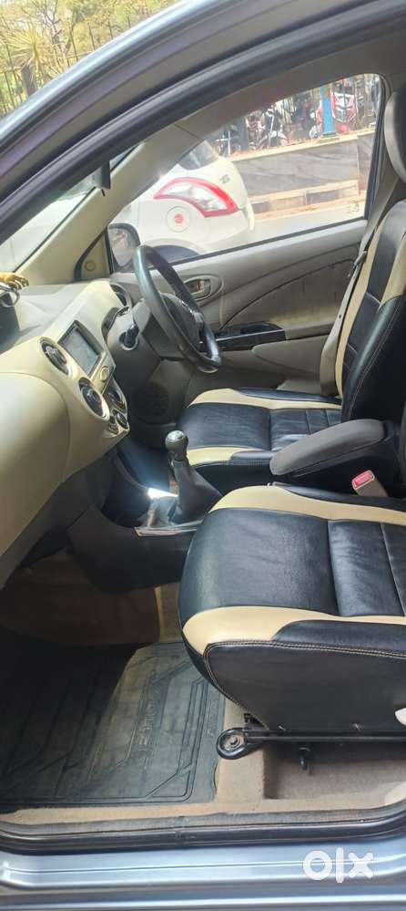 Toyota Etios Liva 1.2 Vx, 2016, Petrol