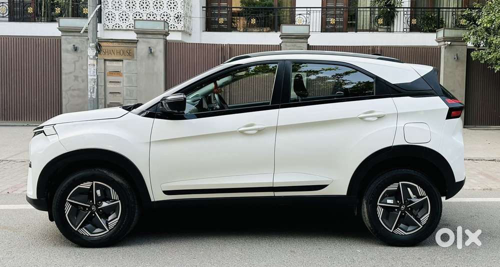 Tata Nexon Creative Plus S 1.2 Revotron Petrol 7dca Dt, 2024, Petrol