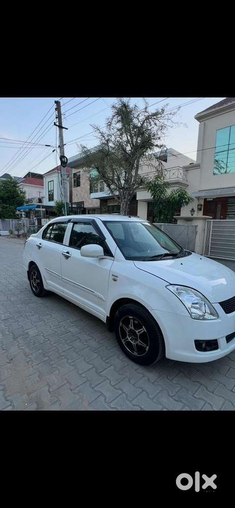Maruti Suzuki Swift Dzire Tour 2014 Diesel Well Maintained
