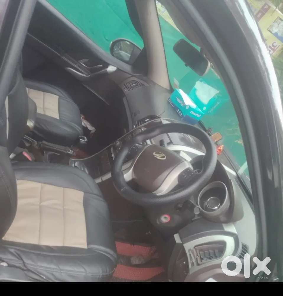 Mahindra Xuv500 2.2 W7 2013