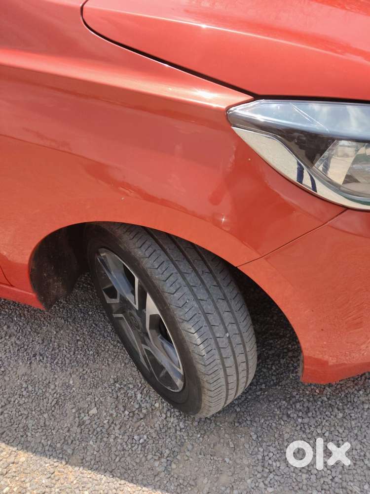 Tata Tiago 1.2 Revotron Xza Plus Amt, 2020, Petrol
