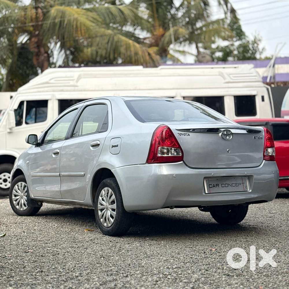 Toyota Etios 2010-2012 G, 2011, Petrol