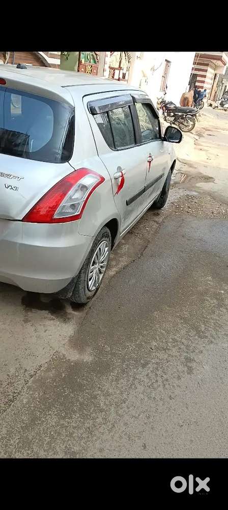 Maruti Suzuki Swift 2016