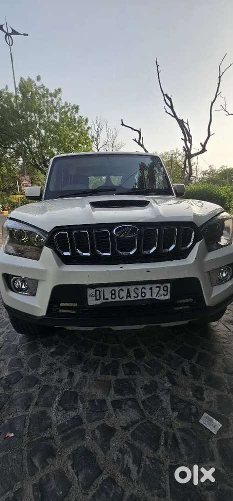 Mahindra Scorpio 2017 Diesel 82400 Km Driven