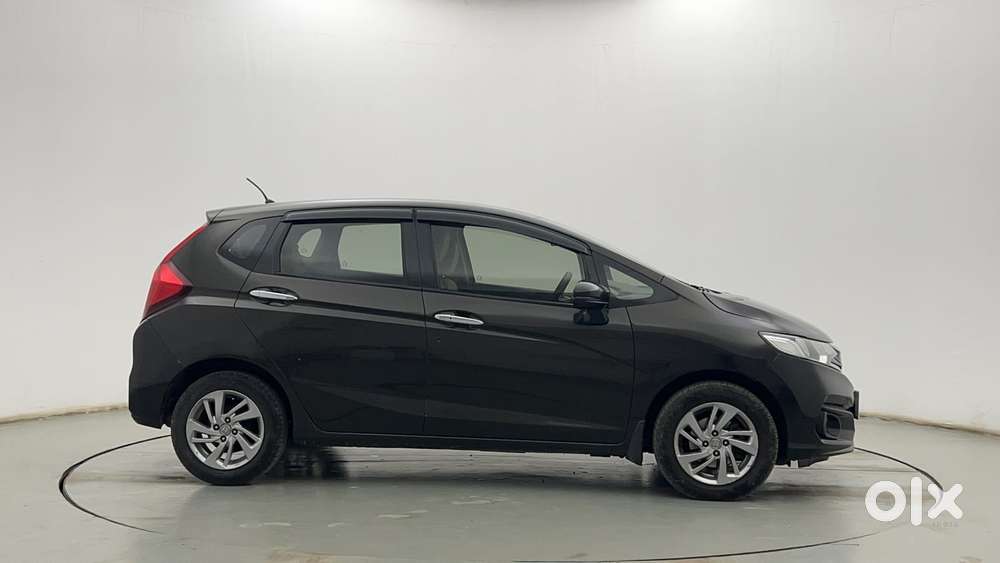 Honda Jazz [2020-2023] 1.2 Vx I-vtec Mt, 2021, Petrol