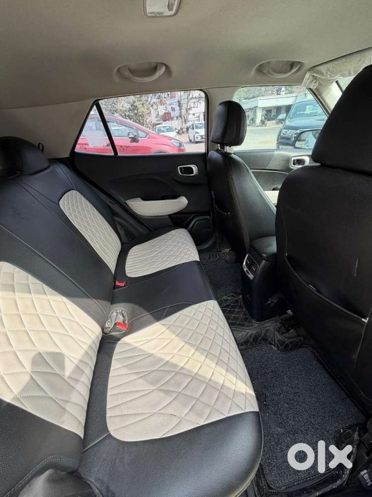 Hyundai Venue 2022 Diesel Well Maintained