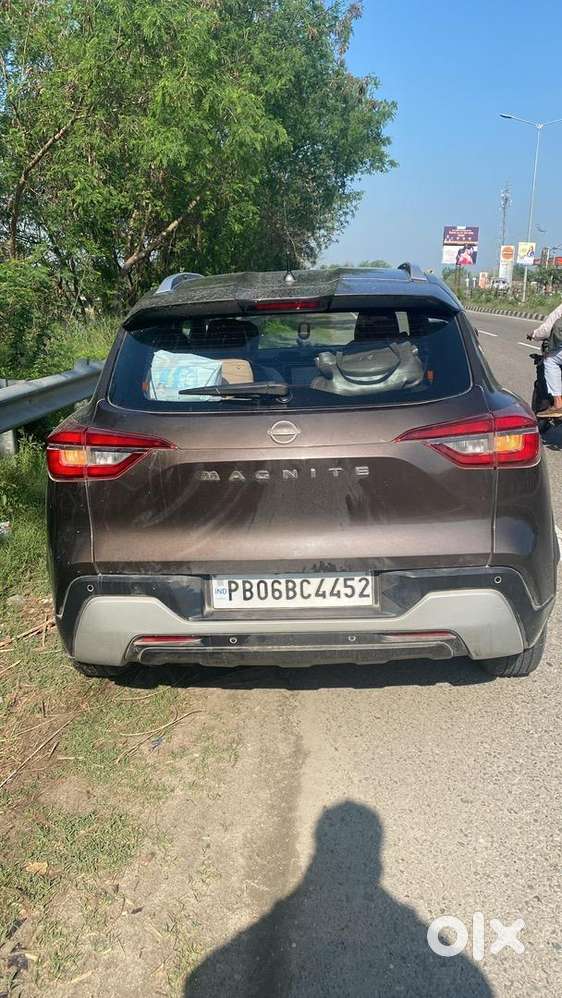 Nissan Magnite 2022 Petrol 21500 Km Driven