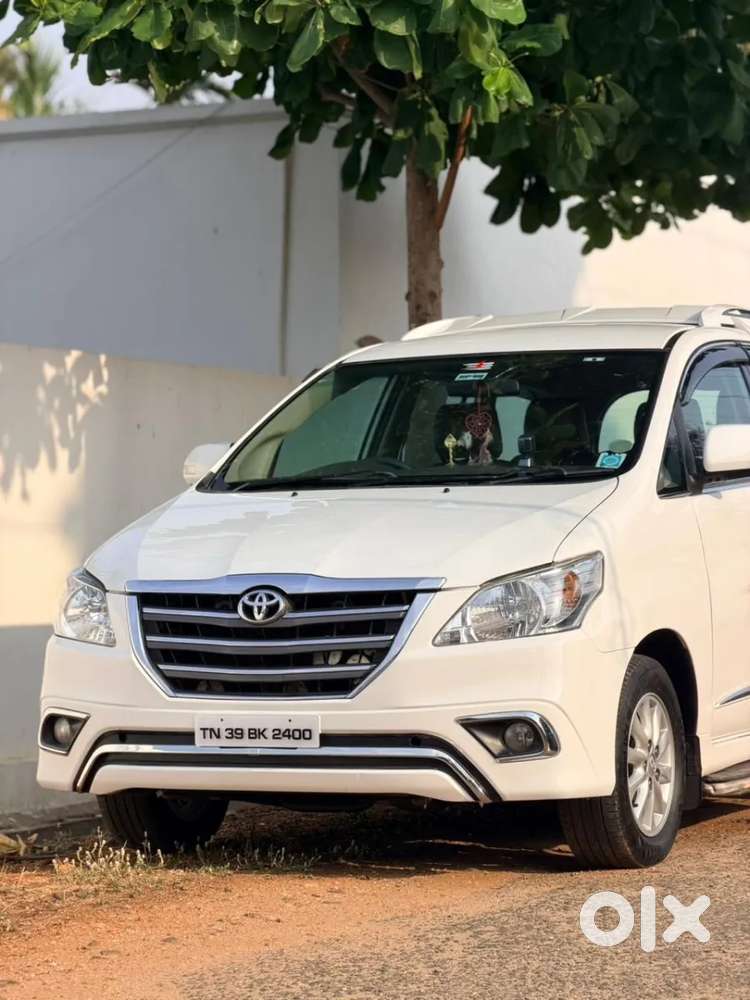 Toyota Innova 2.5 Zx Diesel 7 Seater Bsiii, 2013, Diesel