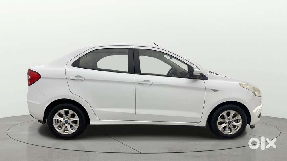 Ford Figo Aspire Titanium, 2017, Petrol