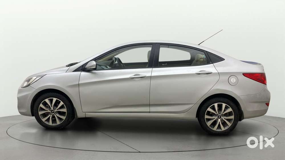 Hyundai Verna Fluidic 1.6 Vtvt Sx, 2014, Petrol