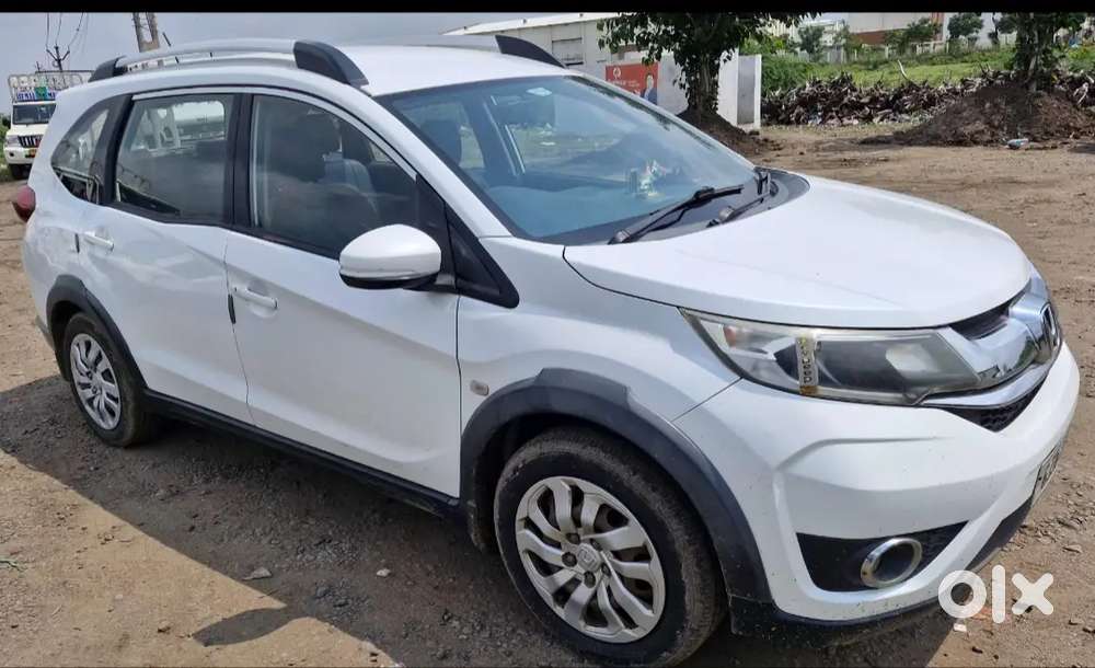 Honda Br-v2017 Diesel 19 Kmpl City Milage 123456 Km One Handed Driven