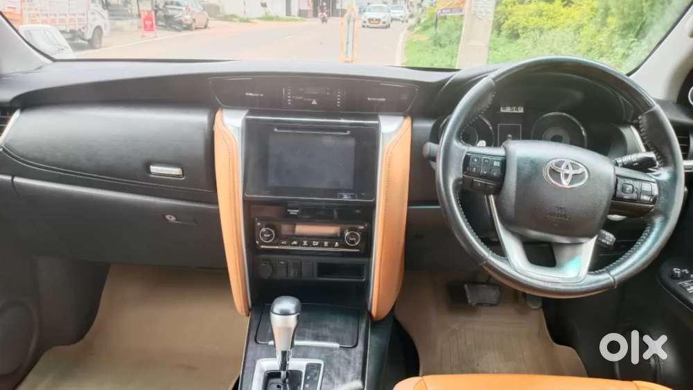 Toyota Fortuner 4x2 At, 2018, Diesel
