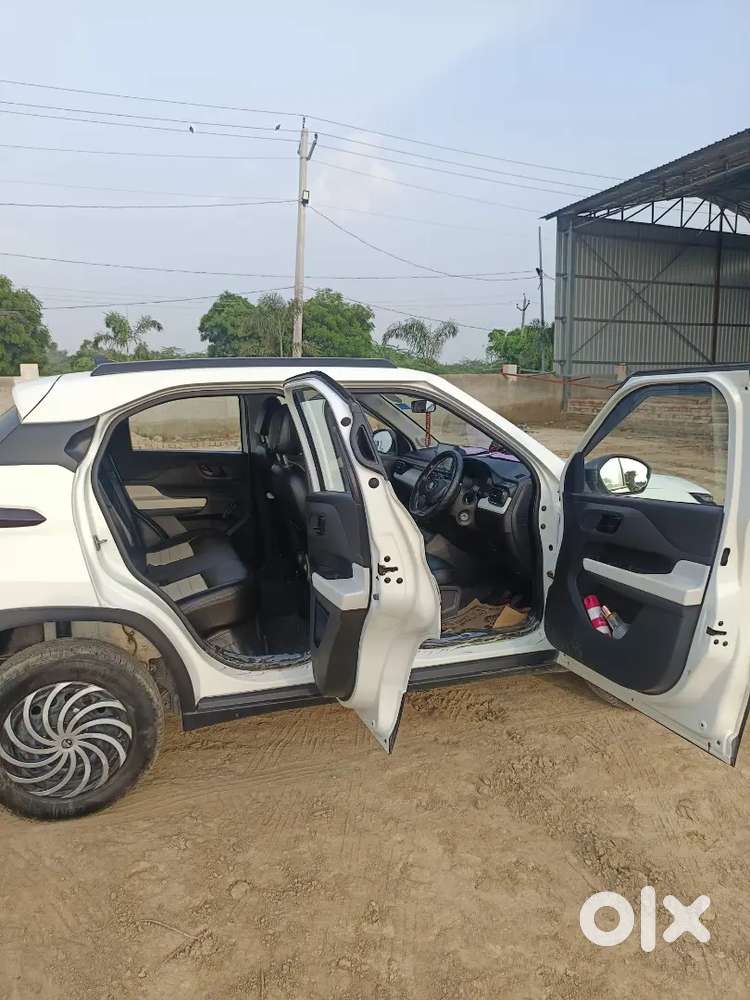 Tata Punch 1.2 Revotron 2024