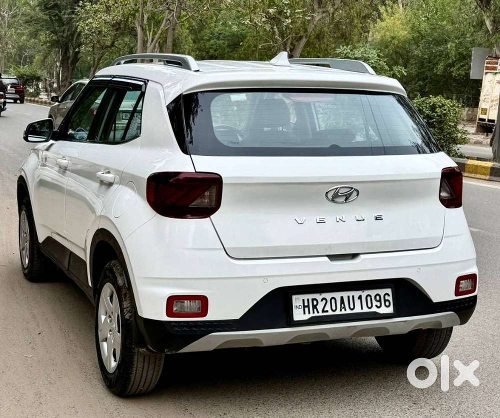 Hyundai Venue S Plus Mt 1.2 Kappa, 2022, Petrol