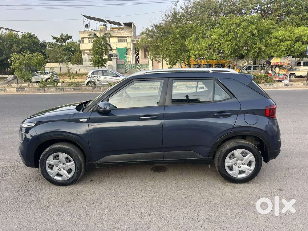 Hyundai Venue S 1.2 Petrol, 2021, Petrol