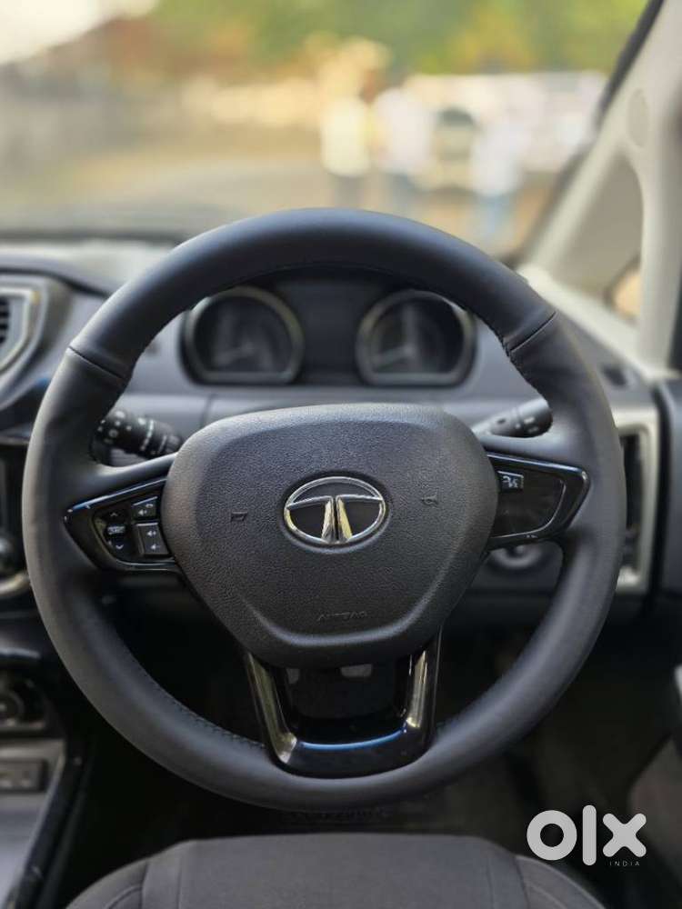Tata Hexa, 2018, Diesel