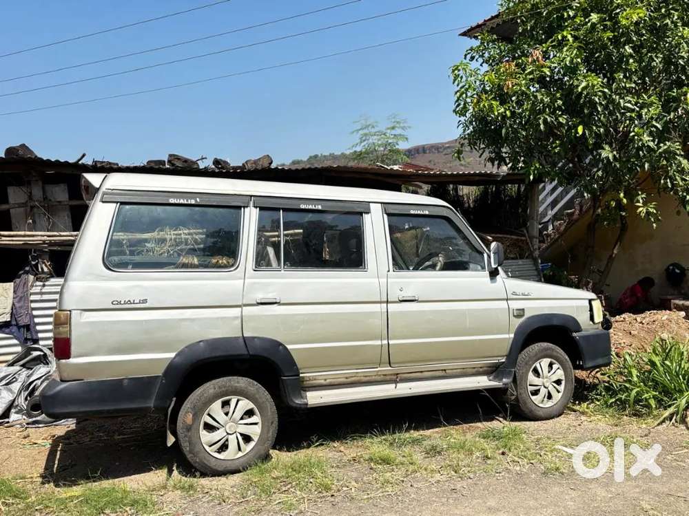 Toyota Qualis 2005 Diesel Well Maintained