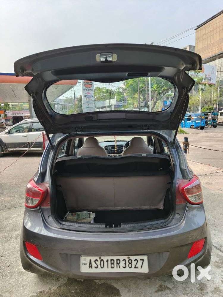 Hyundai Grand I10 2013-2016 Sportz, 2015, Petrol