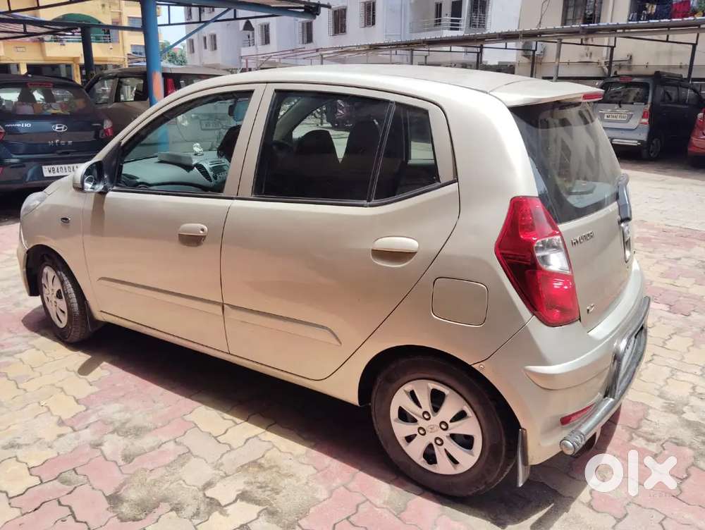 Hyundai I10 Sportz Petrol 2012 Well-maintained.