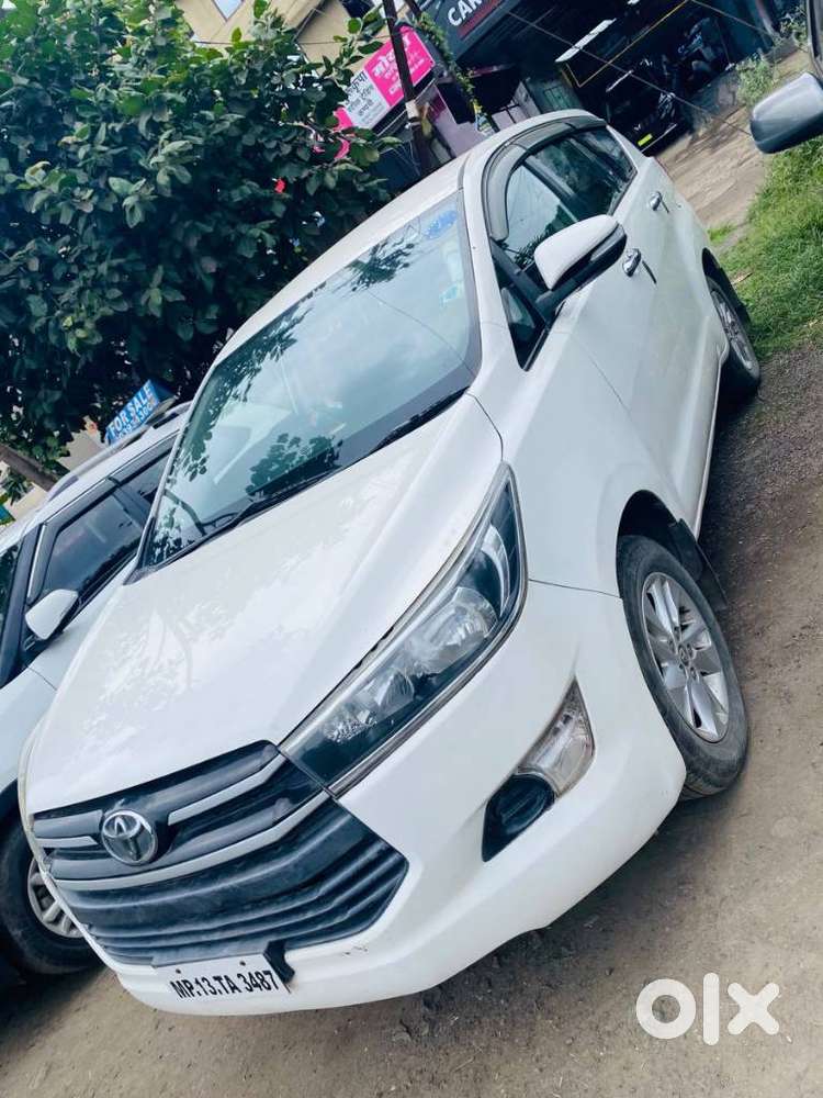 Toyota Innova Crysta 2.4 Gx Mt 8s, 2017, Diesel