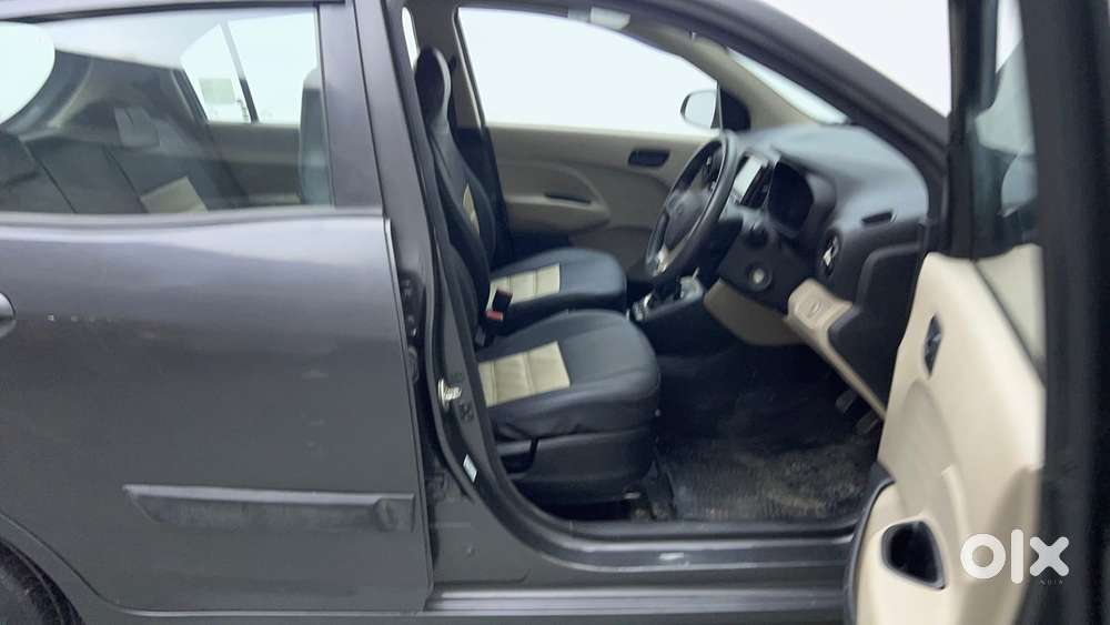 Hyundai Santro Sportz, 2022, Petrol