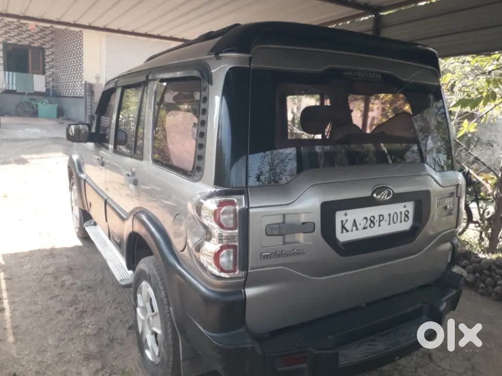 Mahindra Scorpio 2016