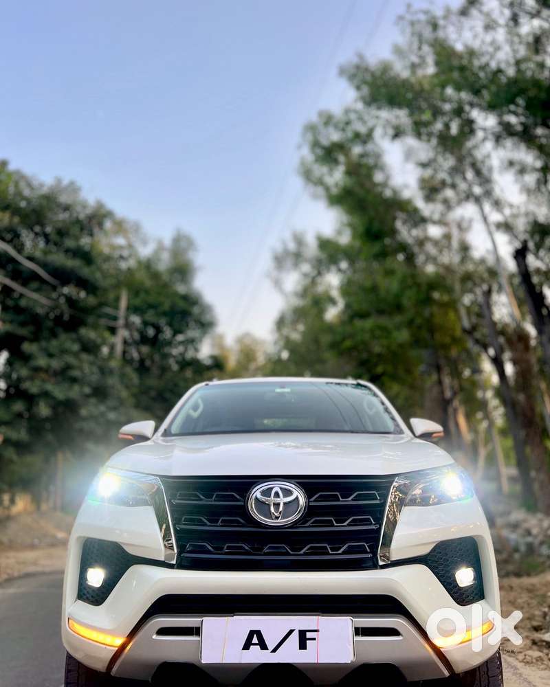 Toyota Fortuner [2021-ongoing] 2.8 2wd Diesel At, 2022, Diesel