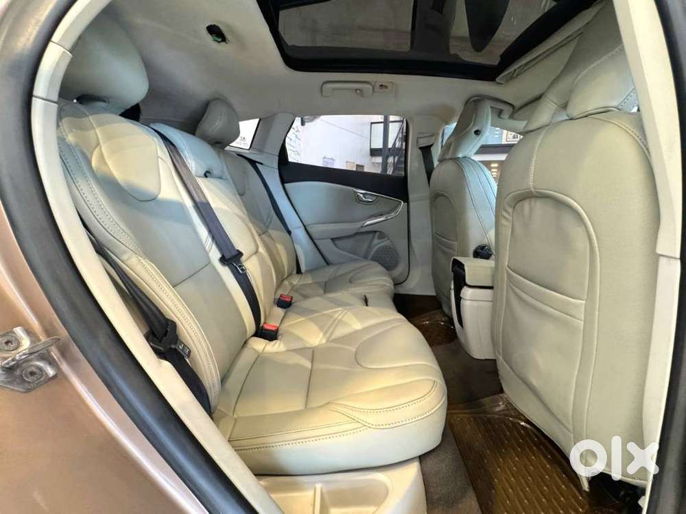 Volvo V40 Cross Country D3, 2014, Diesel