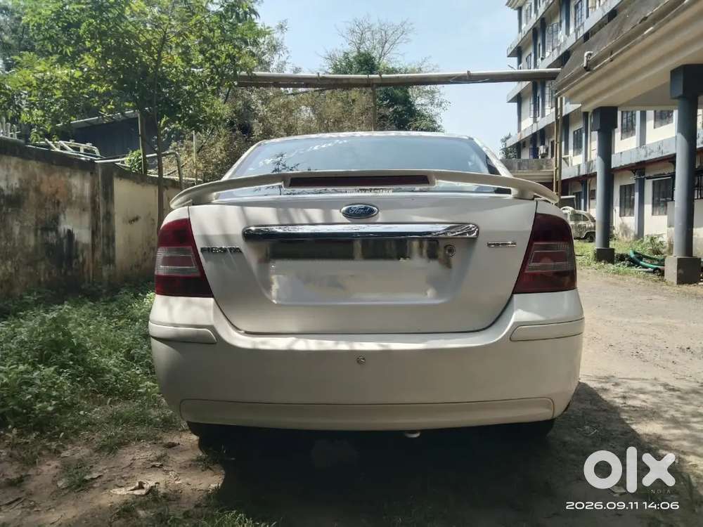 Super Condition, വണ്ടി Ok ആണ്. നല്ല കണ്ടീഷൻ White Colour,