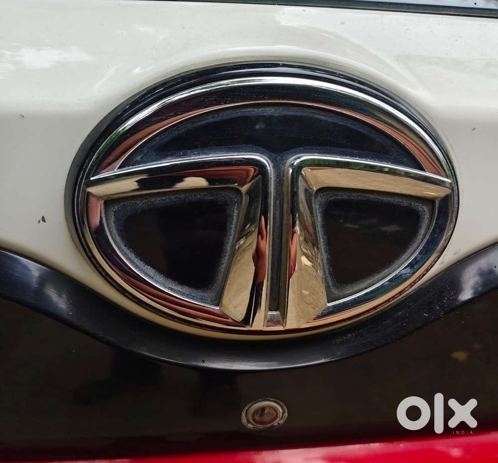 Tata Nexon 1.2 Revotron Xz Plus (s), 2017, Petrol