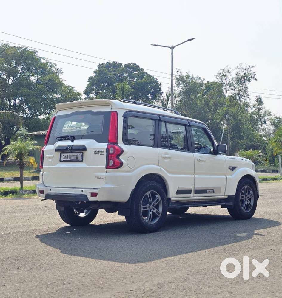 Mahindra Scorpio Classic 2.2 S 11 Mt 7 Cc, 2023, Diesel