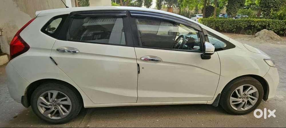 Honda Jazz 2022 Petrol Well Maintained