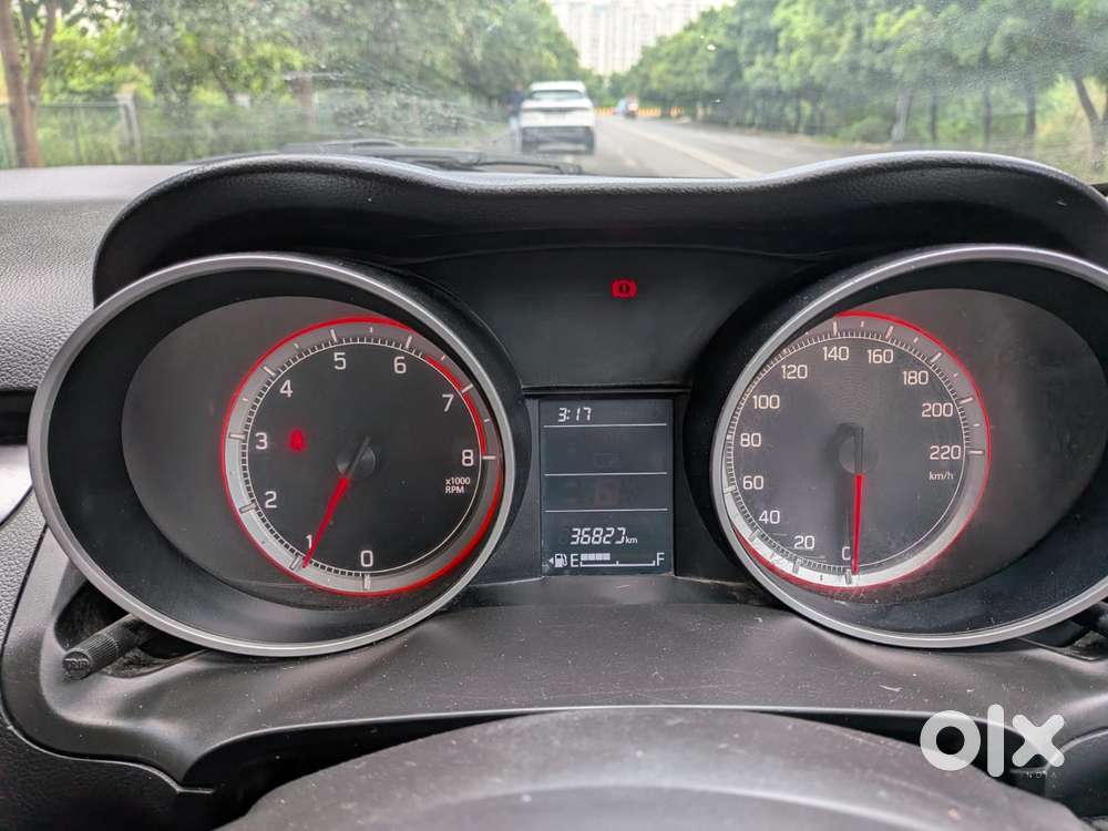 Maruti Suzuki Swift Vxi + Manual, 2021, Petrol