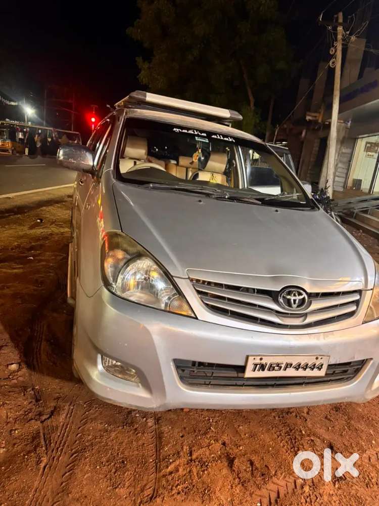 Toyota Innova 2011 Diesel 172000 Km Driven